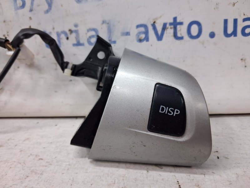 Кнопки руля Auris 2006-2012 E150 1.6 бензин 1ZRFAE