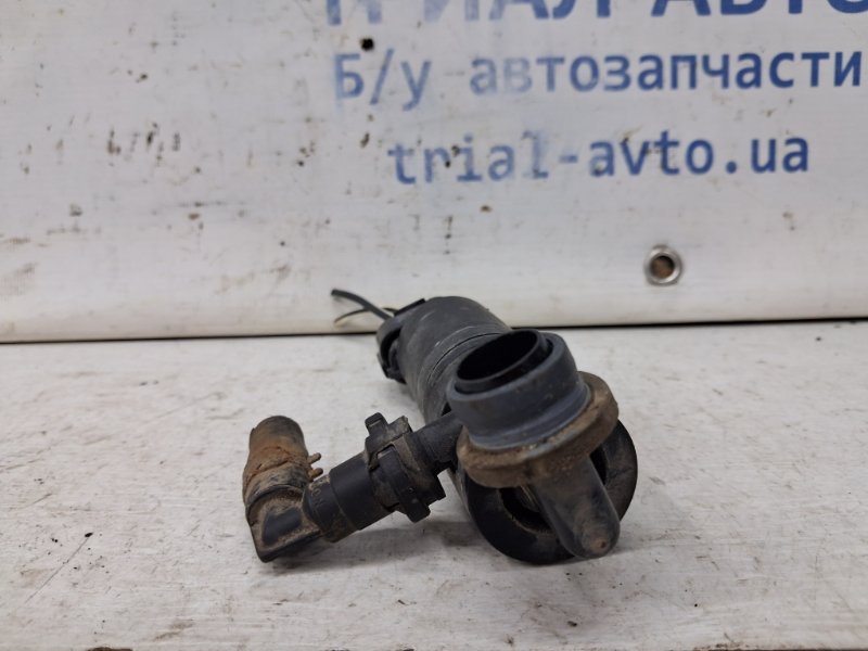 Насос омывателя фар Avensis 2002-2010 T25 1.8 бензин 1ZZFE