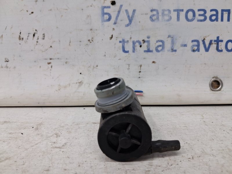 Насос омывателя стекла Auris 2006-2012 E150 1.6 бензин 1ZRFAE