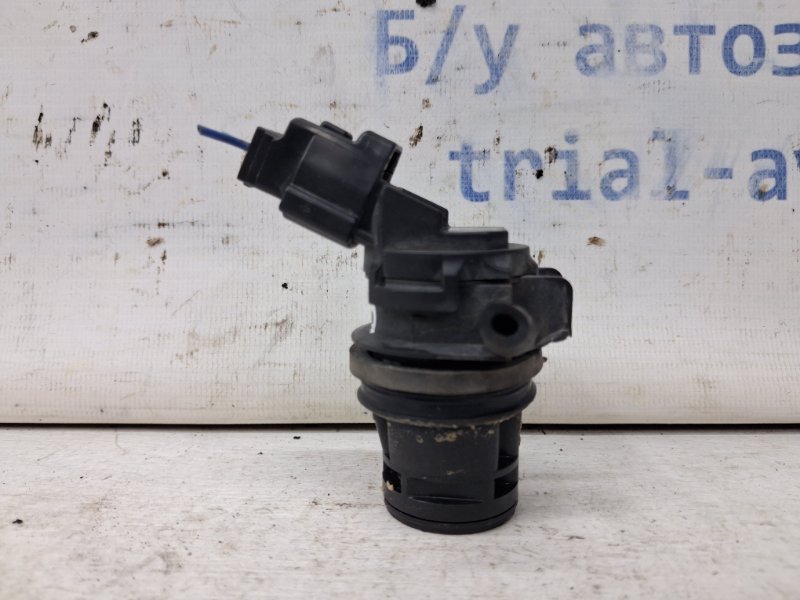 Насос омывателя стекла Mazda 3 2013-2019 BM 2.2 diesel 8603109190 Б/У