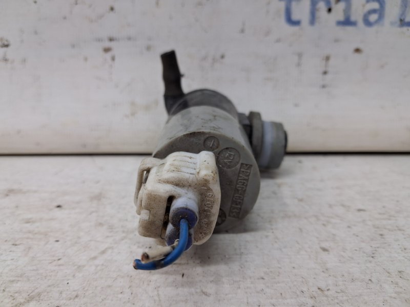 Насос омывателя стекла Toyota Auris E150 1.6 бензин 1ZRFAE