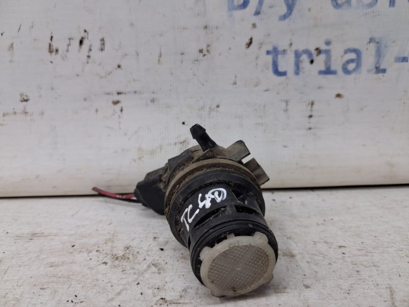 Насос омывателя стекла Camry 2006-2011 XV40 2.4 Бензин 2AZFE