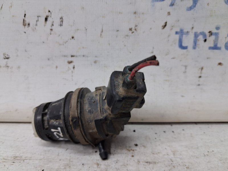 Насос омывателя стекла Toyota Camry XV40 2.4 Бензин 2AZFE