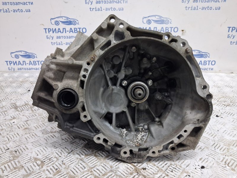 Коробка передач МКПП Toyota Auris 2006-2012 E150 1.6 бензин 1ZRFAE 3030002180 Б/У