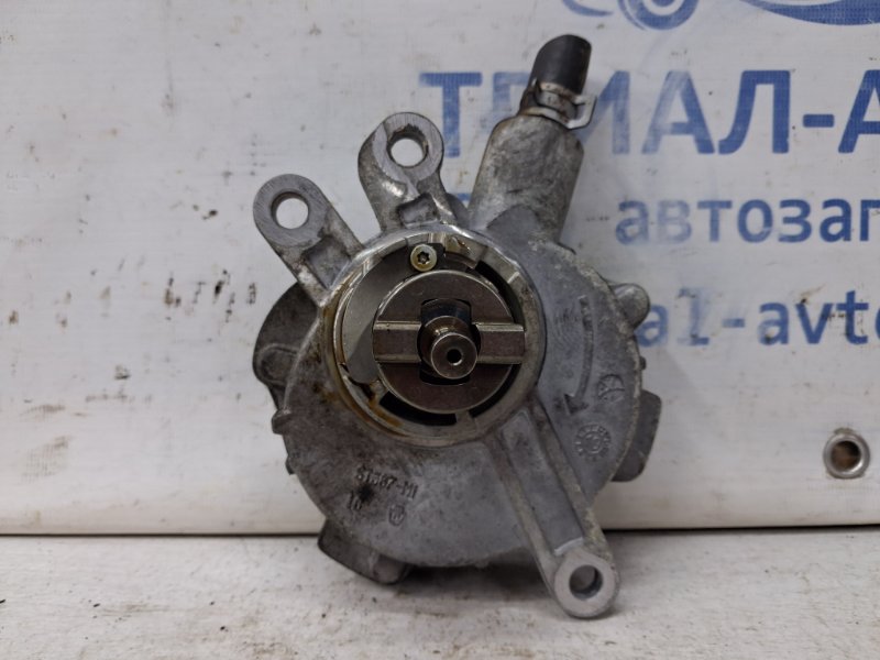Насос вакуумный Toyota Auris 2006-2012 E150 1.6 бензин 1ZRFAE 293000W022 Б/У