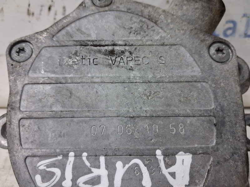 Насос вакуумный Auris 2006-2012 E150 1.6 бензин 1ZRFAE