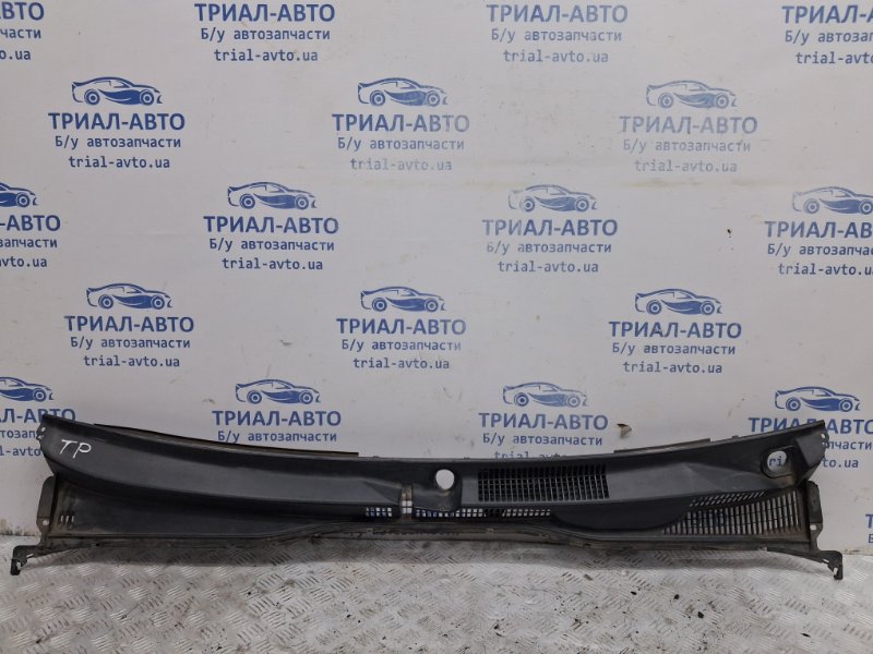 Дефлектор дворников Toyota Prado 2002-2009 J120 3.0 Diesel 1KDFTV 5570860051 Б/У