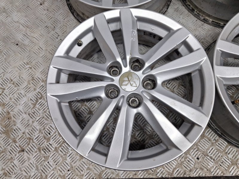 Диски титан комплект R17 ASX 2010- GA 1.8 Diesel 4N13