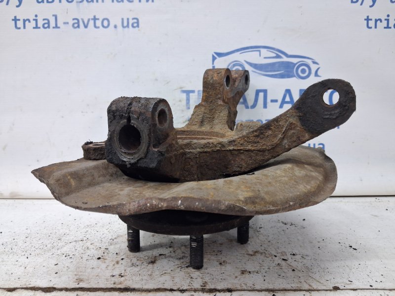 Кулак поворотный правый со ступицей Mitsubishi ASX GA 1.8 Diesel 4N13