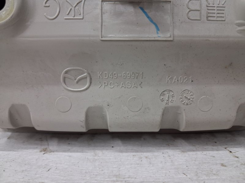 Плафон передний 3 2013-2019 BM 2.2 diesel Плафон передний 3 2013-2019 BM 2.2 diesel