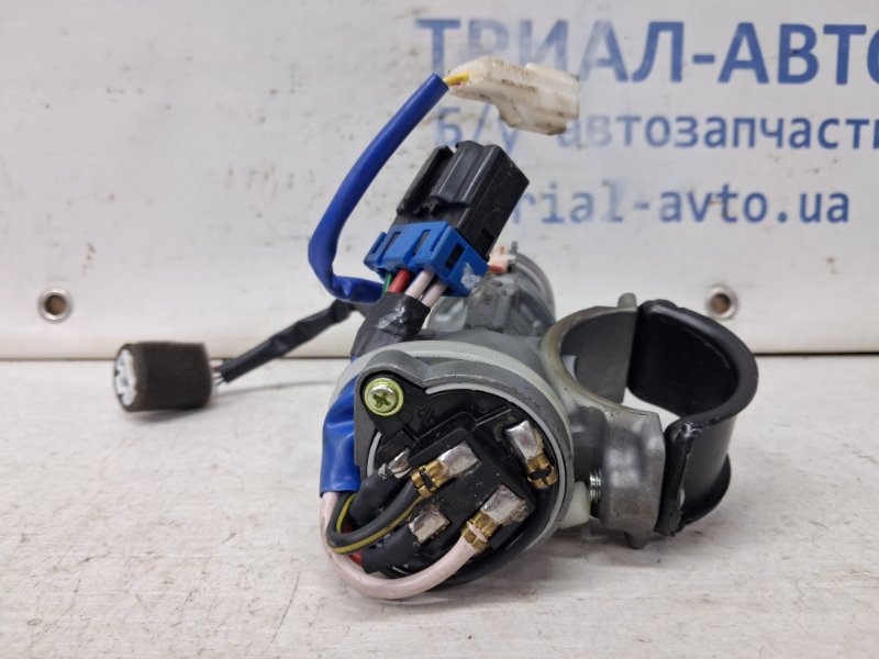 Замок зажигания Korando 2010-2019 C200 2.0 diesel D20Dt Замок зажигания Korando 2010-2019 C200 2.0 diesel D20Dt