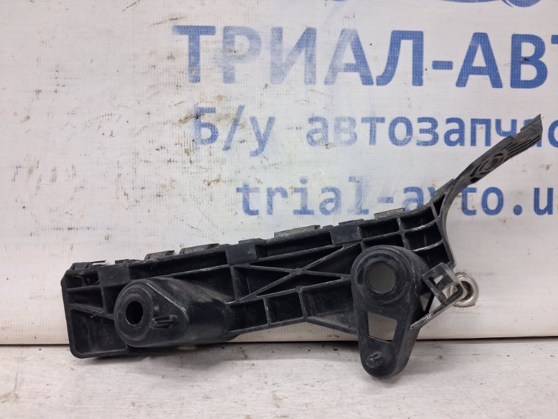 Кронштейн бампера передний правый 3 2013-2019 BM 2.2 diesel
