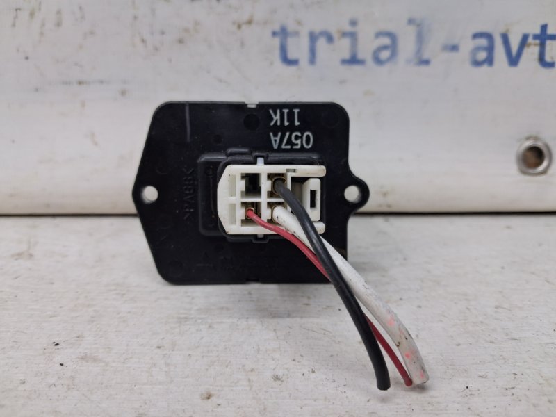 Резистор печки Mitsubishi ASX GA 1.8 Diesel 4N13