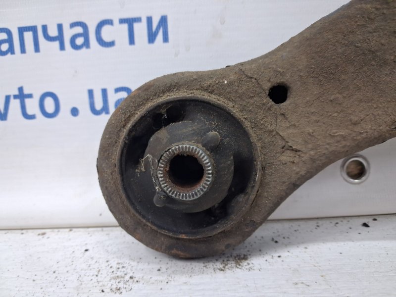 Рычаг правый Camry 2006-2011 XV40 2.4 Бензин 2AZFE