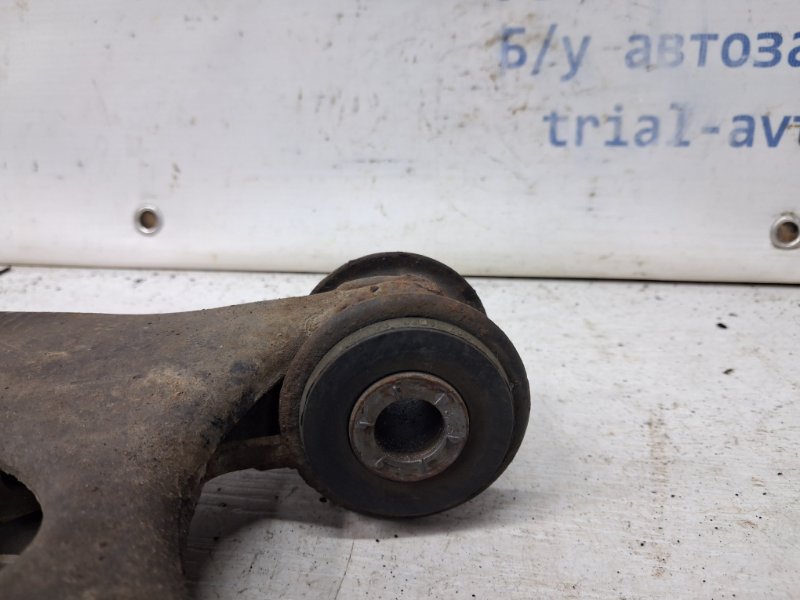 Рычаг левый 3 2013-2019 BM 2.2 diesel Рычаг левый 3 2013-2019 BM 2.2 diesel