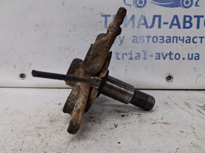 Цапфа задняя левая Megane 2008-2016 3 1.5 Diesel K9K