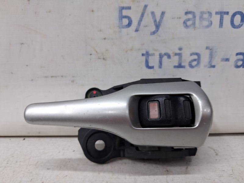 Ручка двери внутренняя правая Toyota Auris 2006-2012 E150 1.6 бензин 1ZRFAE 6920502120B3 Б/У