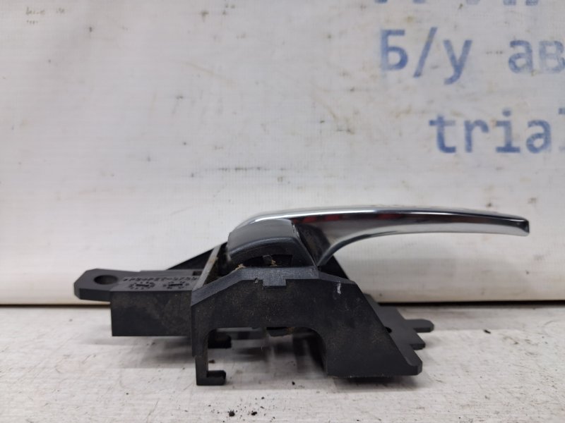 Ручка двери внутренняя правая ASX 2010- GA 1.8 Diesel 4N13