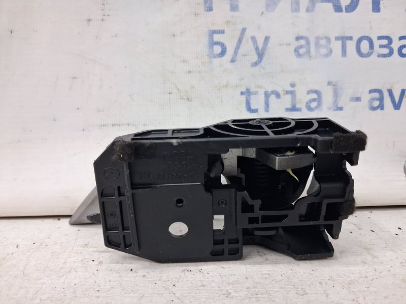 Ручка двери внутренняя правая Mazda 3 BM 2.2 diesel