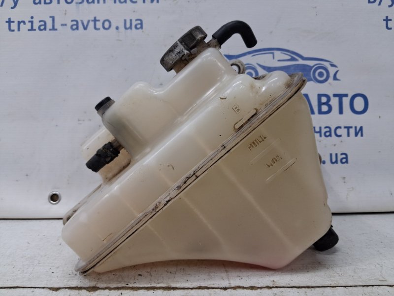 Бачок радиатора (расширительный) Toyota Prado 2002-2009 J120 3.0 Diesel 1KDFTV 1647030030 Б/У