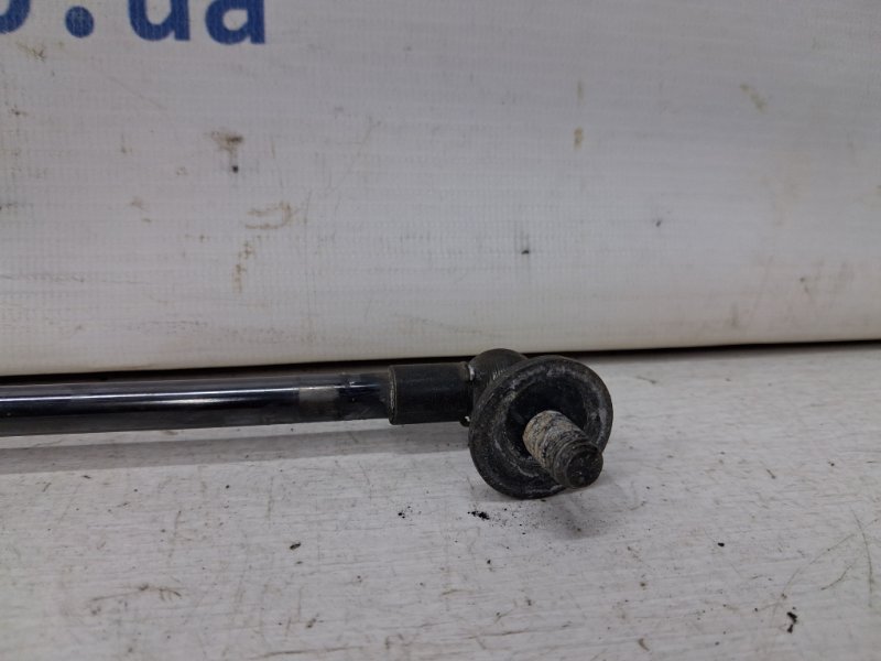 Амортизатор капота Prado 2002-2009 J120 3.0 Diesel 1KDFTV