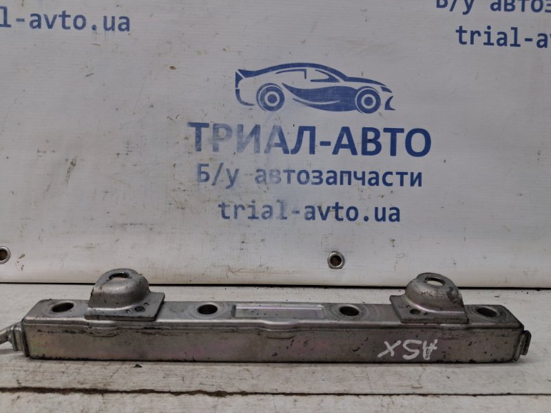 Топливная рампа Auris 2006-2012 E150 1.6 бензин 1ZRFAE