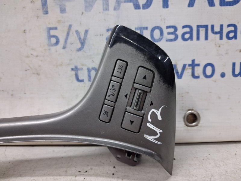 Кнопки руля 3 2003-2009 BK 1.6 бензин Z6 Кнопки руля 3 2003-2009 BK 1.6 бензин Z6