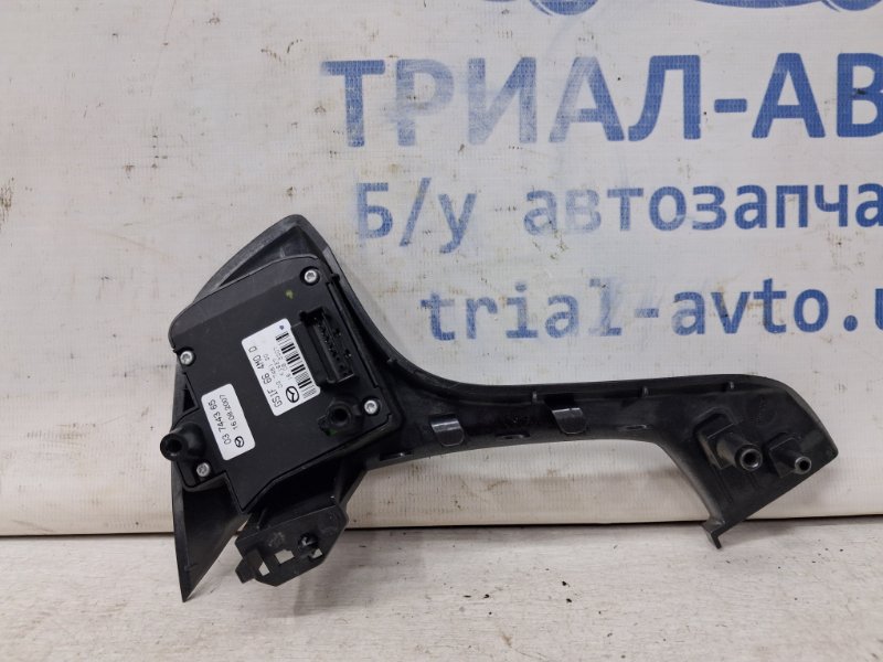 Кнопки руля Mazda 3 BK 1.6 бензин Z6 Кнопки руля Mazda 3 BK 1.6 бензин Z6