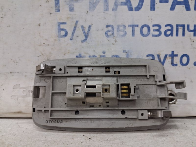 Плафон задний RX 350 2003-2009 XU30 3.5 Бензин 2GRFE Плафон задний RX 350 2003-2009 XU30 3.5 Бензин 2GRFE