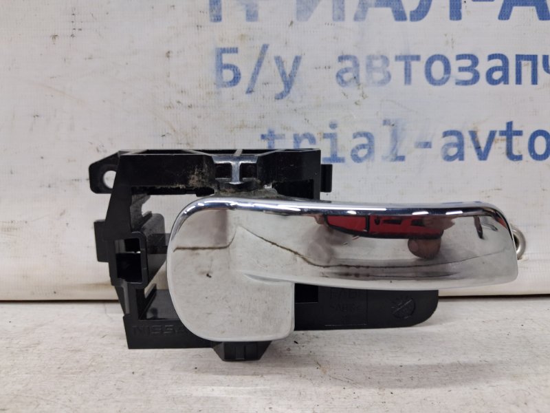 Запчасть ручка двери внутренняя правая Nissan Qashqai 2006-2013 J10 2.0 Бензин MR20DE 80670JD00A Б/У Ручка двери внутренняя правая Nissan Qashqai 2006-2013 J10 2.0 Бензин MR20DE 80670JD00A Б/У