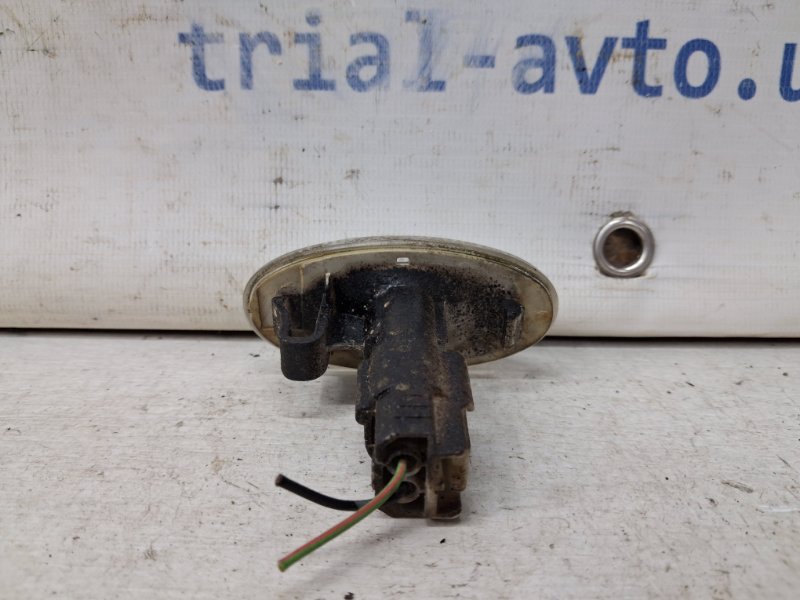 Повторитель поворотника Suzuki SX4 1 2.0 Бензин J20A