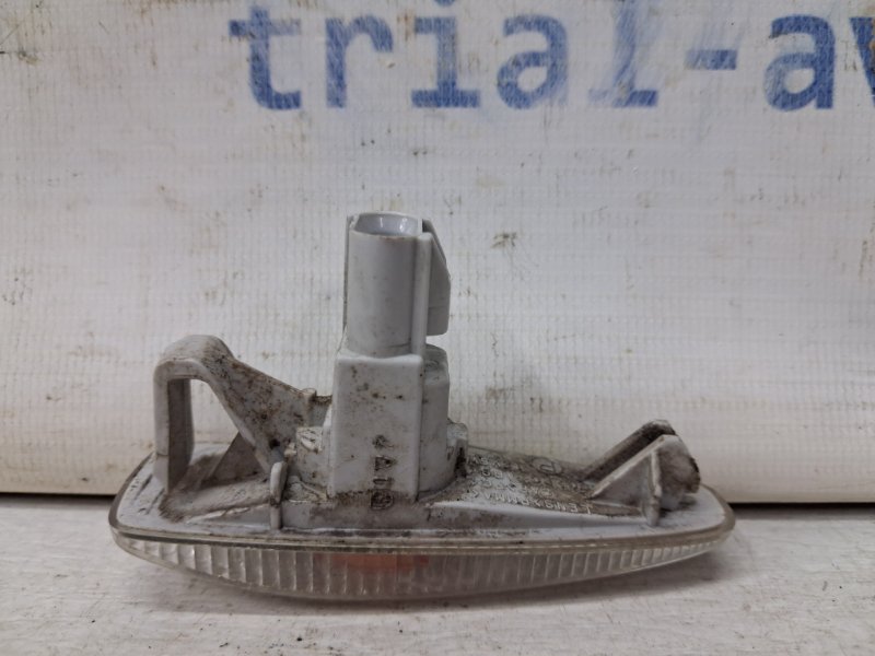 Повторитель поворотника ASX 2010- GA 1.8 Diesel 4N13