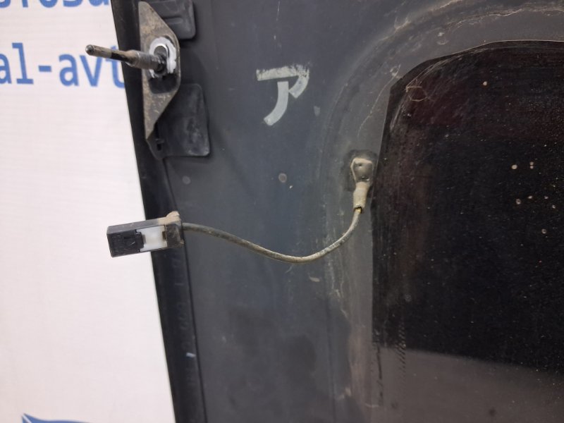 Стекло в кузов заднее правое Prado 2002-2009 J120 3.0 Diesel 1KDFTV Стекло в кузов заднее правое Prado 2002-2009 J120 3.0 Diesel 1KDFTV