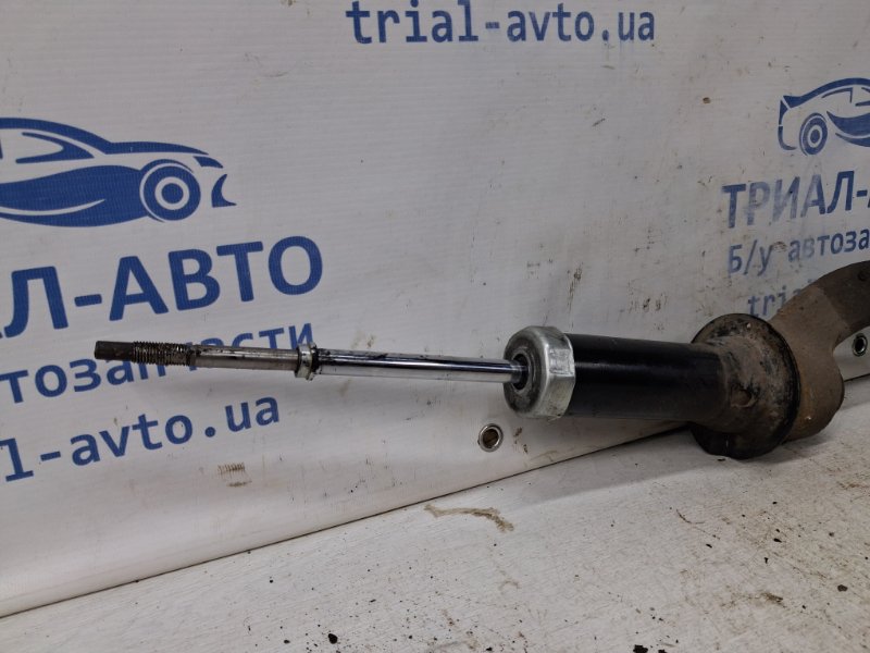 Амортизатор Передний Rexton 2006-2012 Y250 2.7 D27DT