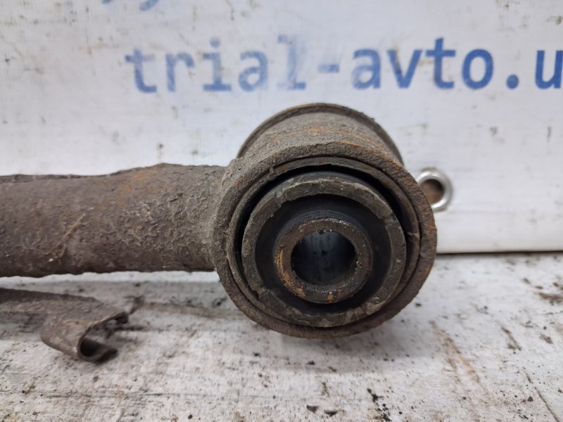 Рычаг передний верхний левый Prado 2002-2009 J120 3.0 Diesel 1KDFTV