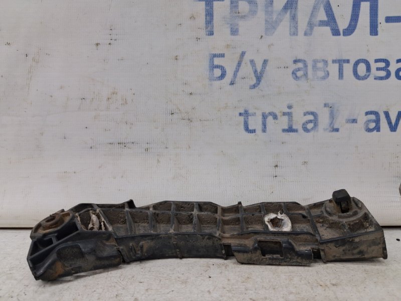 Кронштейн бампера передний левый Toyota Camry XV40 2.4 Бензин 2AZFE