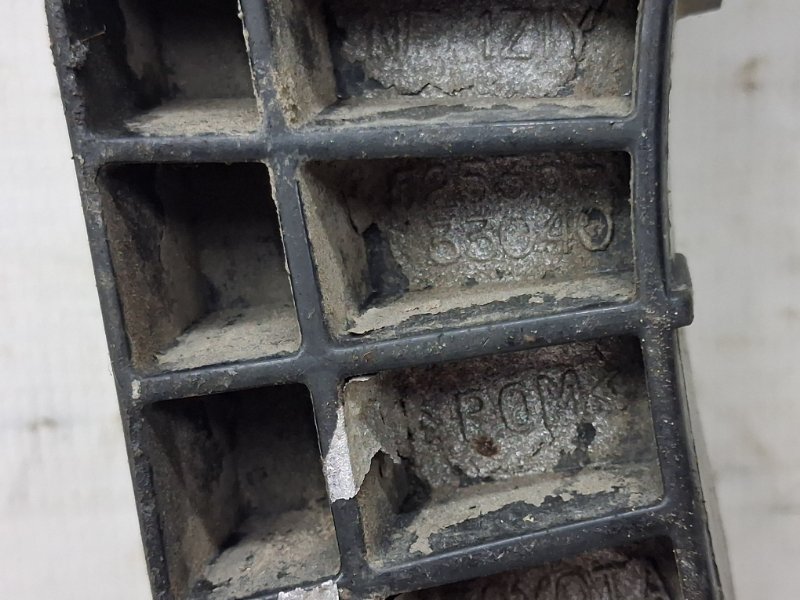 Кронштейн бампера передний левый Camry 2006-2011 XV40 2.4 Бензин 2AZFE