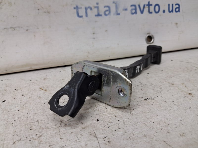 Ограничитель двери передний левый 3 2013-2019 BM 2.2 diesel