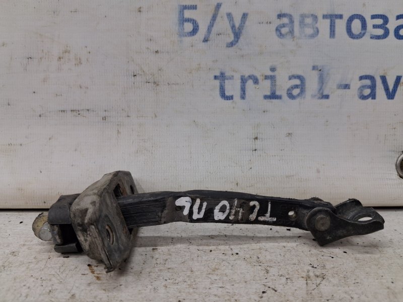 Ограничитель двери передний левый Toyota Camry 2006-2011 XV40 2.4 Бензин 2AZFE 6862033070 Б/У