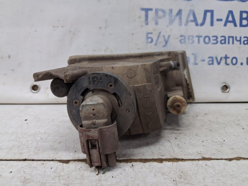 Фара противотуманная левая Toyota Prado J120 3.0 Diesel 1KDFTV