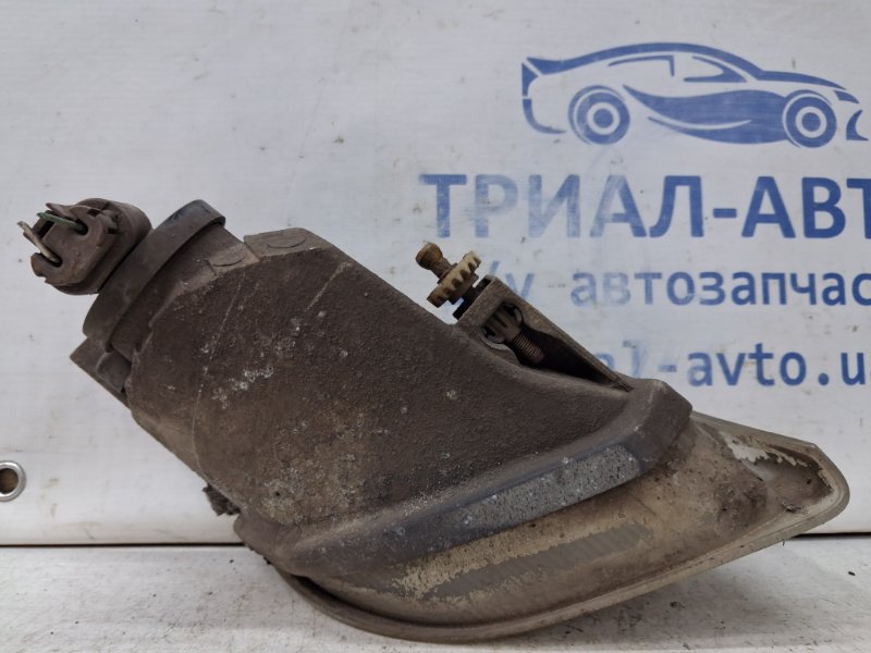 Фара противотуманная левая Prado 2002-2009 J120 3.0 Diesel 1KDFTV