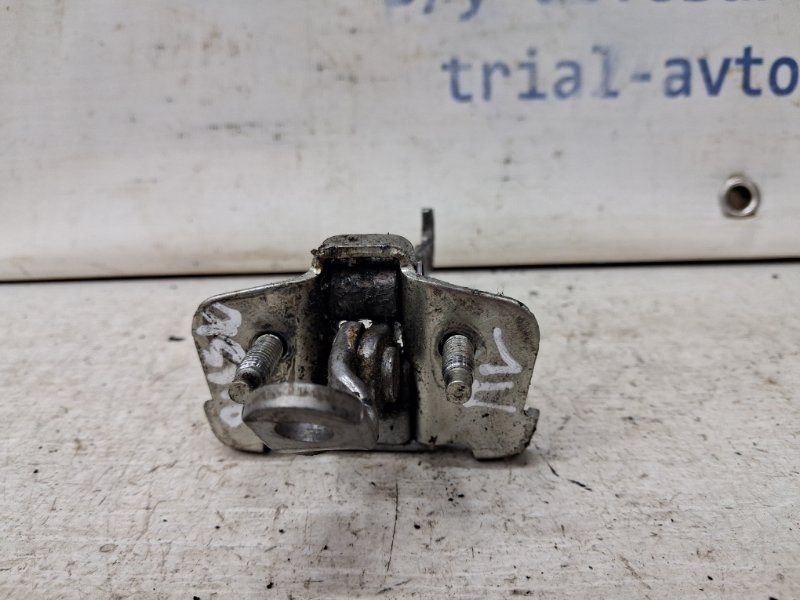 Ограничитель двери передний левый Dacia Duster HS 1.5 Diesel K9K