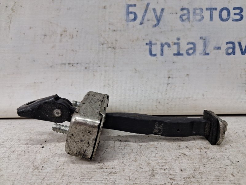 Запчасть ограничитель двери передний правый Infiniti Q50 2013- V37 2.2 diesel OM651 804304GA0A Б/У Ограничитель двери передний правый Infiniti Q50 2013- V37 2.2 diesel OM651 804304GA0A Б/У