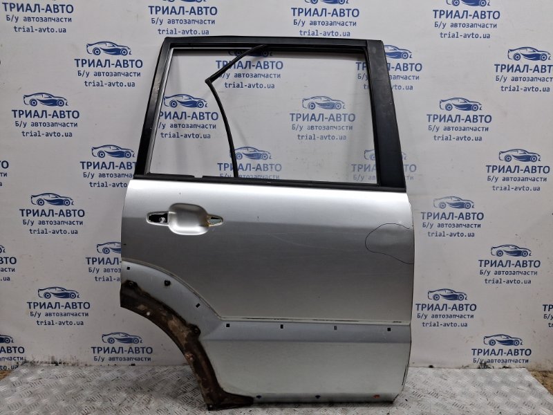 Дверь задняя правая Toyota Prado 2002-2009 J120 3.0 Diesel 1KDFTV 6700360260 Б/У
