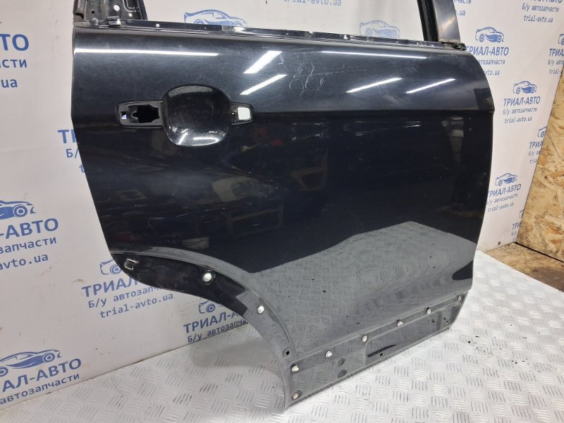 Дверь задняя правая Chevrolet Captiva C140 2.2 diesel Z22D1 Дверь задняя правая Chevrolet Captiva C140 2.2 diesel Z22D1