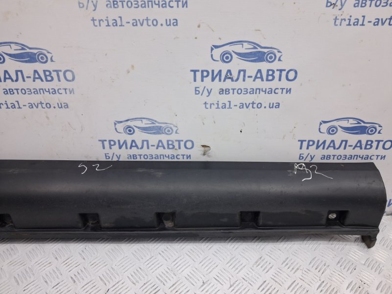 Накладка порога внешняя правая Suzuki SX4 1 1.6 бензин M16A