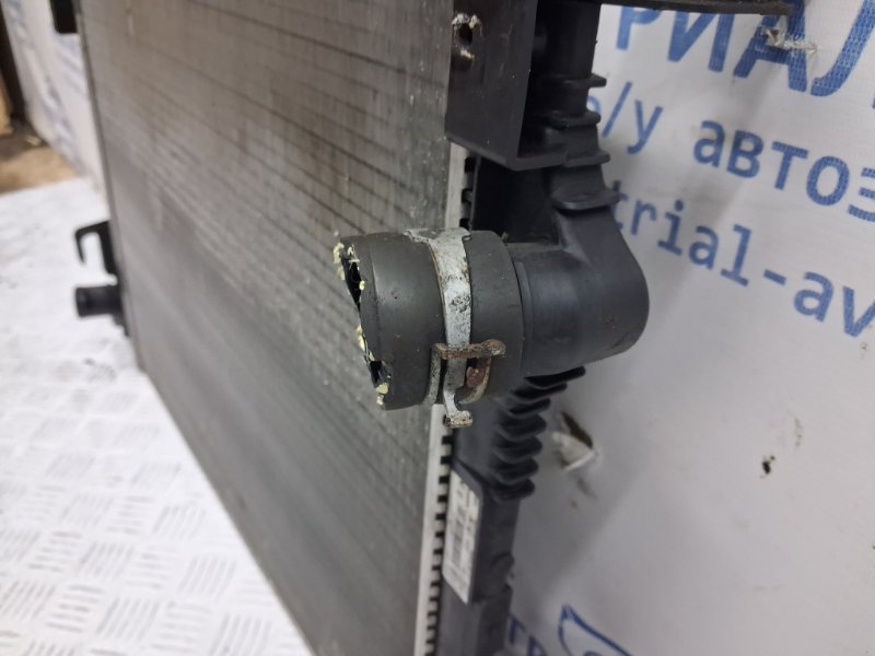 Радиатор основной Qashqai 2013-2022 J11 1.2 Бензин HRA2DDT Радиатор основной Qashqai 2013-2022 J11 1.2 Бензин HRA2DDT