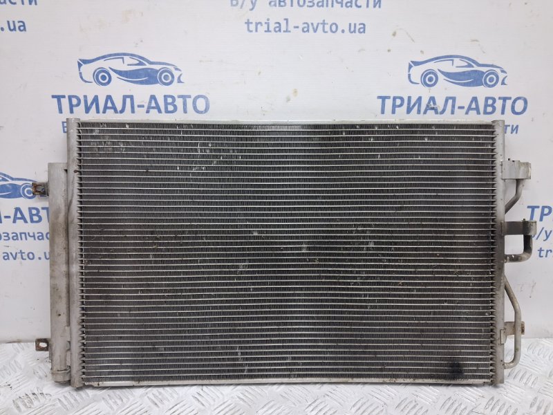 Радиатор кондиционера Chevrolet Captiva 2006-2018 C140 2.2 diesel Z22D1 20874703 Б/У