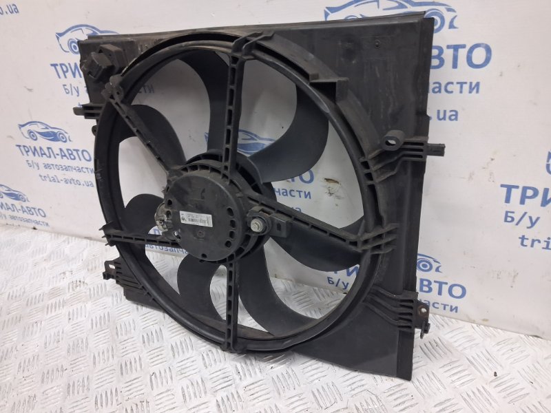 Диффузор с вентилятором радиатора Qashqai 2013-2022 J11 1.2 Бензин HRA2DDT Диффузор с вентилятором радиатора Qashqai 2013-2022 J11 1.2 Бензин HRA2DDT