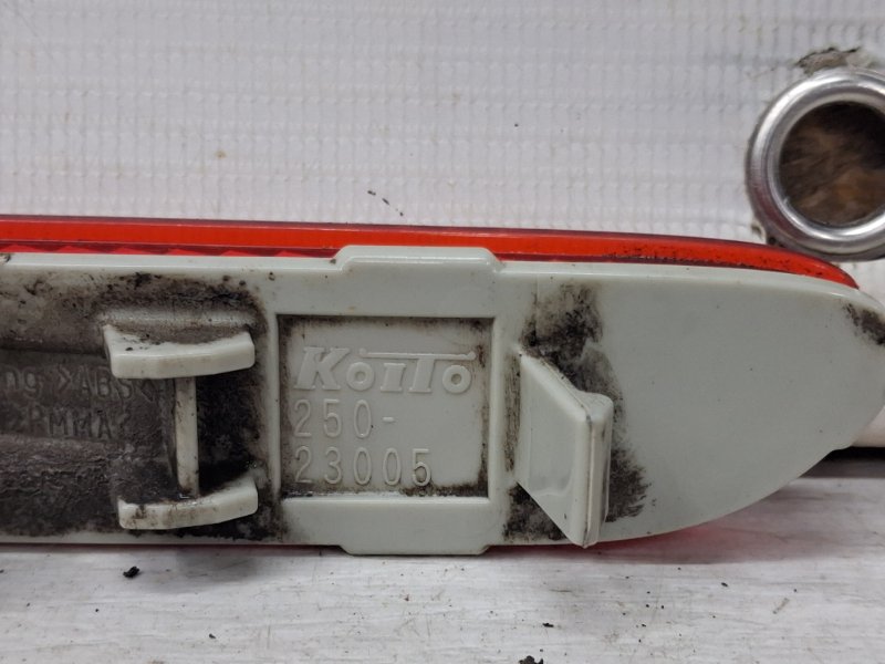 Катафот левый Nissan Qashqai J11 1.2 Бензин HRA2DDT Катафот левый Nissan Qashqai J11 1.2 Бензин HRA2DDT